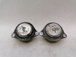 PORSCHE Porsche 911 996 engine mount set 99337504907 engine mount set — thumbnail 2
