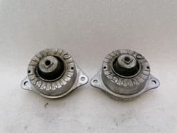PORSCHE Porsche 911 996 engine mount set 99337504907 engine mount set — thumbnail 3