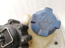 PORSCHE Porsche 911 996 3.8 Expansion Tank 99610605702 Balancing Tank Cooling Water — thumbnail 10