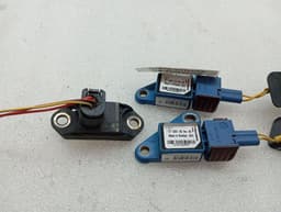 PORSCHE Porsche 911 997 Crash Sensor Set 99761022301 99760611101 — thumbnail 3