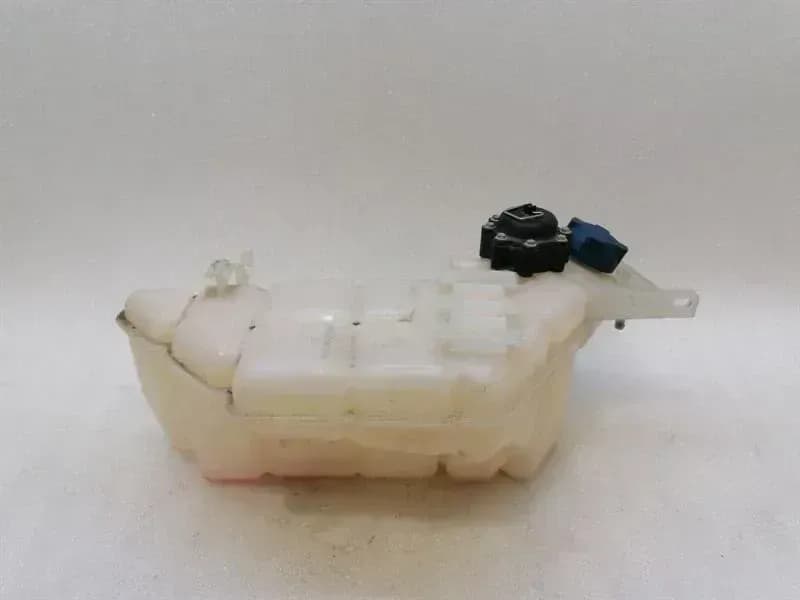 Porsche 911 997 GT3 expansion tank 99610605703 expansion tank coolant