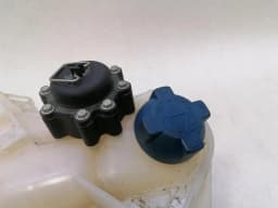 PORSCHE Porsche 911 997 GT3 expansion tank 99610605703 expansion tank coolant — thumbnail 10
