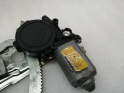 PORSCHE Porsche 911 993 Right Front Door Winder 91154200446 Power Window Front Right — thumbnail 7