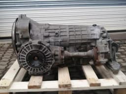 PORSCHE Porsche 911 993 Automatic 4-Speed Gearbox 943300010DX Transmission 4HP-22HL A5004 — thumbnail 6