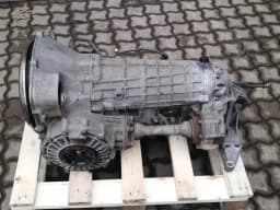 PORSCHE Porsche 911 993 Automatic 4-Speed Gearbox 943300010DX Transmission 4HP-22HL A5004 — thumbnail 1