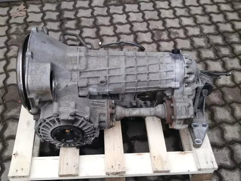 Porsche 911 993 Automatic 4-Speed Gearbox 943300010DX Transmission 4HP-22HL A5004