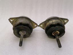 PORSCHE Porsche 911 993 Engine Mount Set 96437504901 Engine Holder Set — thumbnail 4