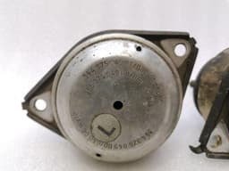 PORSCHE Porsche 911 993 Engine Mount Set 96437504901 Engine Holder Set — thumbnail 7