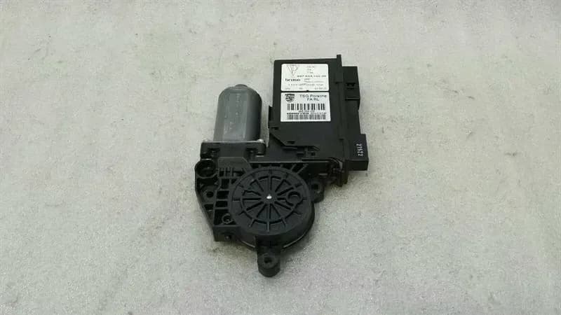PORSCHE Porsche 911 997 Right Door Window Motor 99762410208 Power Window Motor Right