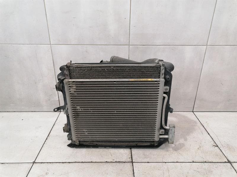 PORSCHE Porsche 911 996 Right Radiator Pack 99610613272 Radiator Pack Re C4S AWD