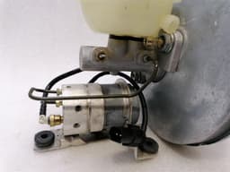 PORSCHE Porsche 911 996 Brake Servo 99635502543 Brake Booster — thumbnail 5