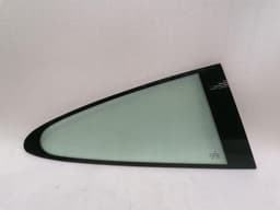 PORSCHE Porsche 911 997 right rear quarter glass 99754311200 door window 1/4 rear right — thumbnail 4
