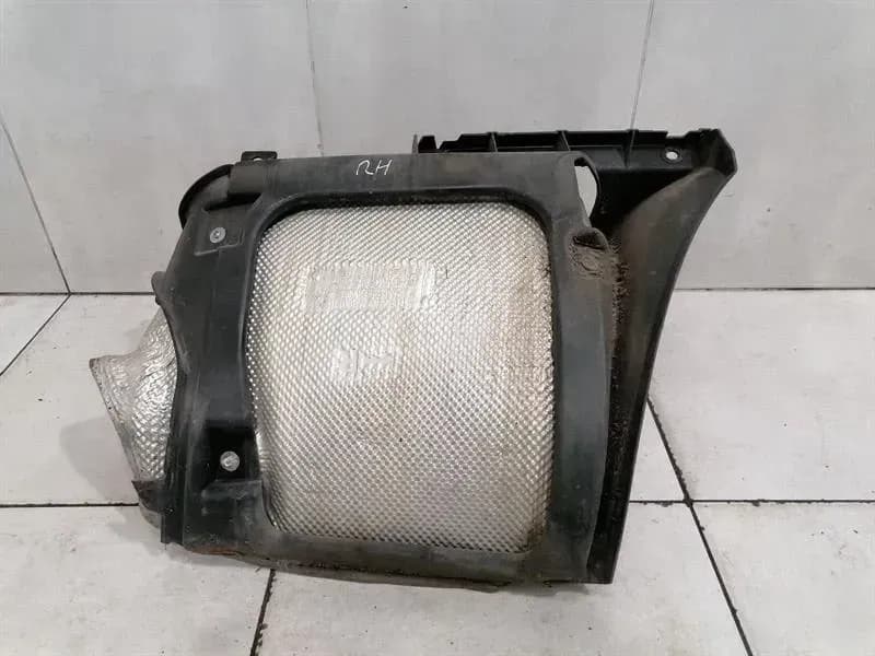 PORSCHE Porsche 911 996 Rear Right Heatshield 99650563200 Heat Shield Re C4 C2
