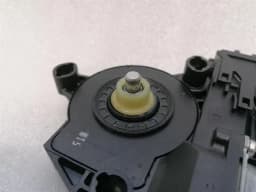 PORSCHE PORSCHE 911 997 RIGHT DOOR WINDOW MOTOR 99762410206 RIGHT HAND DRIVE RHD — thumbnail 9