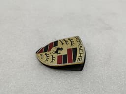 PORSCHE PORSCHE 911 997 99755921100 COATS OF ARMS LOGO HOOD BONNET — thumbnail 3