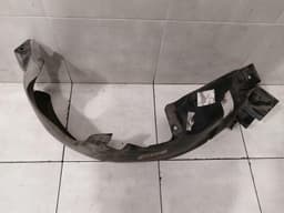 PORSCHE Porsche 911 996 Wheel arch plastic rear left 99650410300 WHEEL RUN COVER — thumbnail 3
