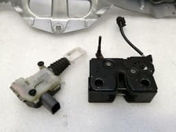 PORSCHE Porsche 911 997 Engine Lid Lock Set 99751205300 Tailgate Lock — thumbnail 2