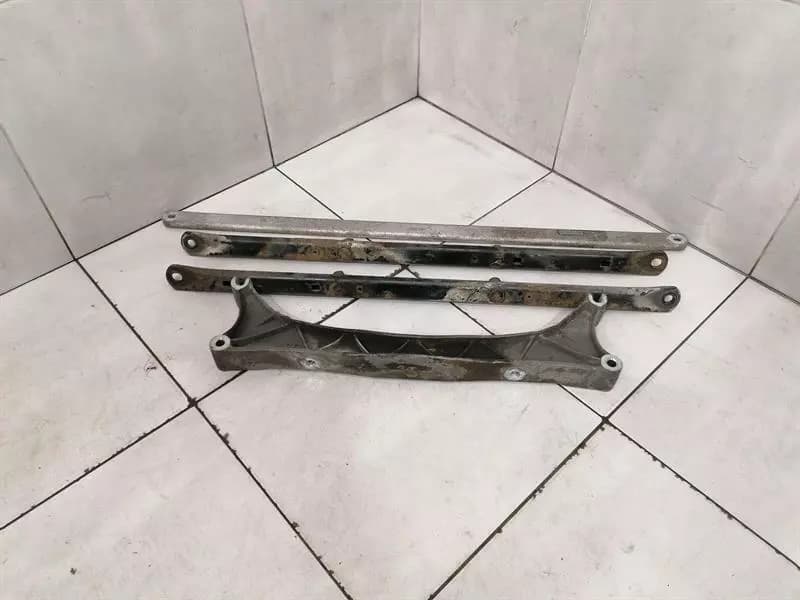 Porsche 911 997 Rear Centre subframe 99733126102 axle frame rear axle centre