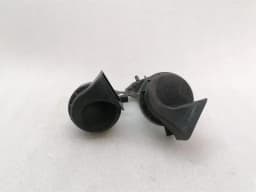PORSCHE Porsche 911 996 Horn 99663520607 Horn Fanfare — thumbnail 1