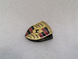 PORSCHE PORSCHE 911 996 99655921100 LOGO BADGE EMBLEM — thumbnail 2