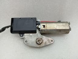 PORSCHE Porsche 911 996 Sun Roof Engine 99662422100 Sunroof Motor Targa — thumbnail 6
