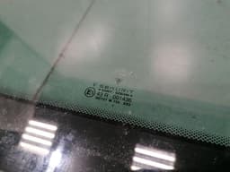 PORSCHE Porsche 911 996 Front Glass Sunroof 99656232900 Sliding Sunroof Glass Targa MK2 — thumbnail 3