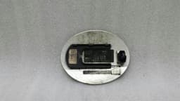 MERCEDES-BENZ Mercedes SLK R171 fuel cap A1717500106 fuel flap. — thumbnail 5