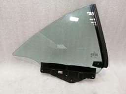 MERCEDES-BENZ Mercedes SL door window 1/4 rear right A2306700210 right rear 1/4 glass — thumbnail 1