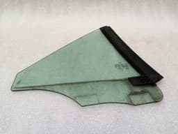 MERCEDES-BENZ Mercedes SLK R171 left rear quarter glass A1717350100 door window 1/4 rear left — thumbnail 3