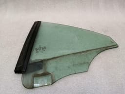 MERCEDES-BENZ Mercedes SLK R171 left rear quarter glass A1717350100 door window 1/4 rear left — thumbnail 4