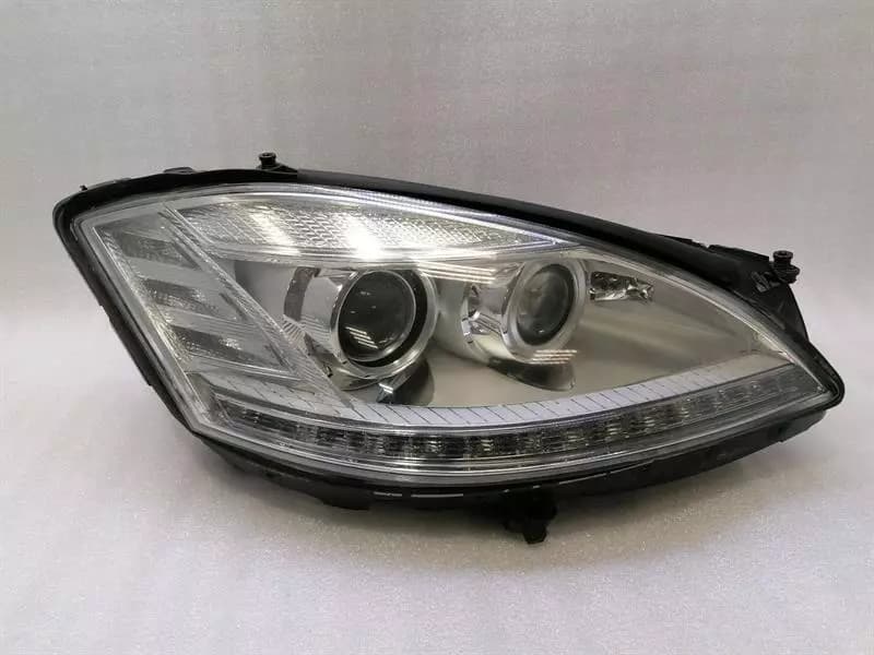 MERCEDES-BENZ Mercedes W221 Right Headlight A2218202059 Headlights Right NIGHT VISION MOP