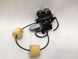 MERCEDES-BENZ Mercedes S-Class W221 W216 Boot Lock A2217500085 Tailgate Lock — thumbnail 3