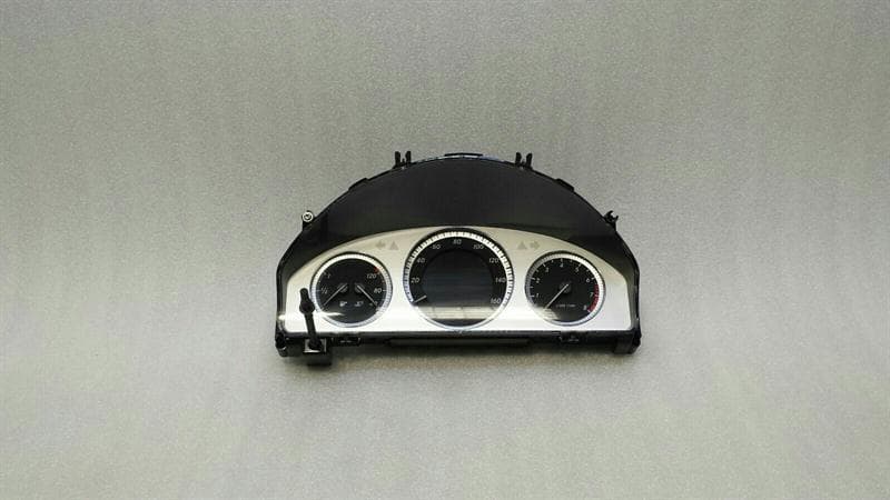 Mercedes GLK X204 Instrument Cluster A2049001605 Speedometer MPH