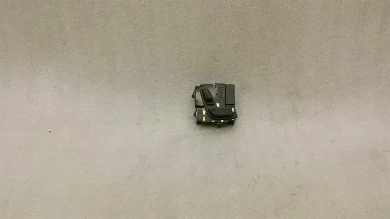 Mercedes GLK X204 right seat switch A2048701758 seat switch right front