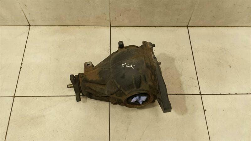 MERCEDES-BENZ Mercedes CLK W209 Rear Diff A2033504364 Differential Rear Ratio 2.82 M272 V6