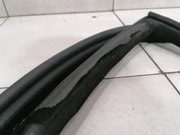FERRARI Ferrari 360 F131 Door Seal 66396300 Door Seals RIGHT RIGHT — thumbnail 5