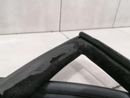FERRARI Ferrari 360 F131 Door Seal 66396300 Door Seals RIGHT RIGHT — thumbnail 6