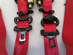 FERRARI Ferrari 360 F131 front seatbelt 65408200 seat belt strap front red red — thumbnail 2