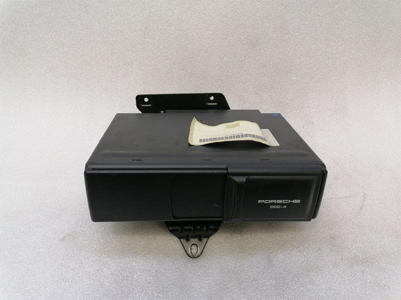 PORSCHE Porsche 911 996 CD Changer 99664514001 CD Changer