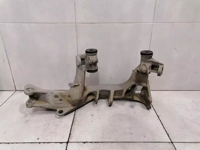 PORSCHE Porsche 911 996 turbo subframe rear left 99633115320 axle frame rear axle Li