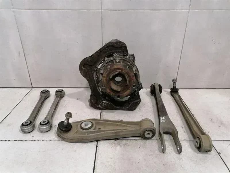Porsche 911 996 right rear hub 99633111206 wheel bearing housing rear right