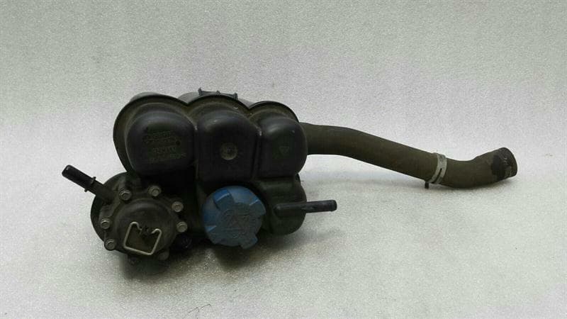 Porsche Cayman S 987 expansion tank 98710604703 expansion tank cooling water