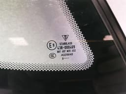 PORSCHE Porsche Cayman 987 Right Rear Quarter Glass 98754311202 Door Window 1⁄4 Rear — thumbnail 4