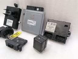 PORSCHE Porsche Cayman 987 Engine ECU 99761860705 Engine Control Unit — thumbnail 4