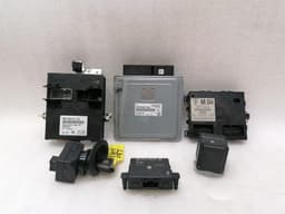 PORSCHE Porsche Cayman 987 Engine ECU 99761860705 Engine Control Unit — thumbnail 9