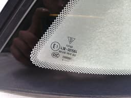 PORSCHE Porsche Cayman 987 left rear quarter glass 98754311102 door window 1/4 rear left — thumbnail 4