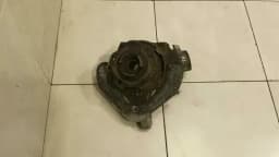 PORSCHE Porsche Boxster 987 Left Rear Hub 98733165706 Wheel Bearing Housing Rear Left. — thumbnail 1