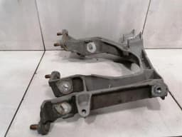 PORSCHE Porsche Cayman 987 Left Subframe Rear 98733105124 Axle Frame Rear Axle Left — thumbnail 3