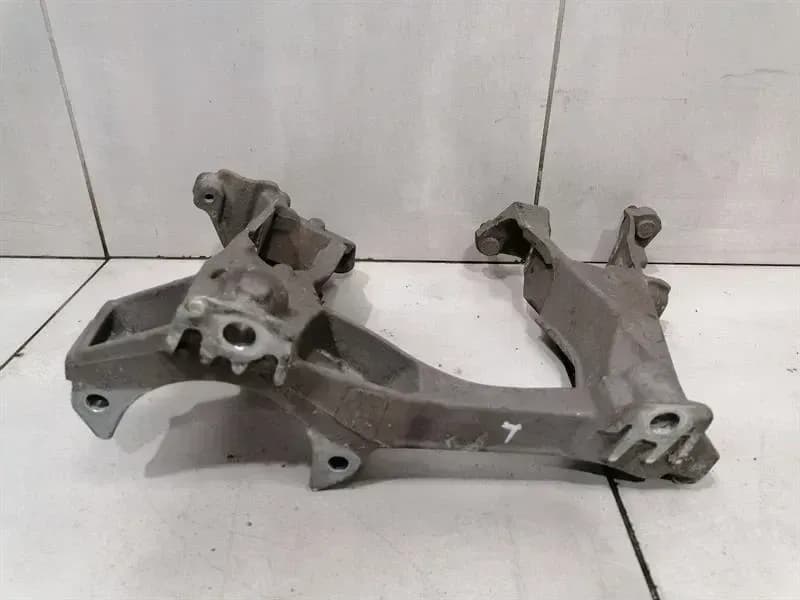 PORSCHE Porsche Cayman 987 Left Subframe Rear 98733105124 Axle Frame Rear Axle Left