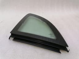 PORSCHE Porsche Cayman 987 left rear quarter glass 98754311102 door window 1/4 rear left — thumbnail 6